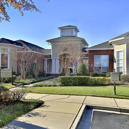 Apartamento Oakwood Living Raleigh At Brier Creek Durham Exterior foto