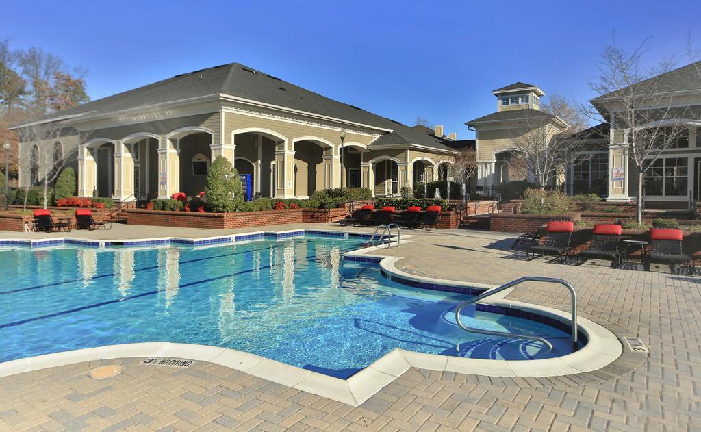 Apartamento Oakwood Living Raleigh At Brier Creek Durham Exterior foto